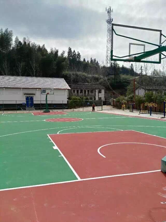江西黎川丙烯酸篮球场 